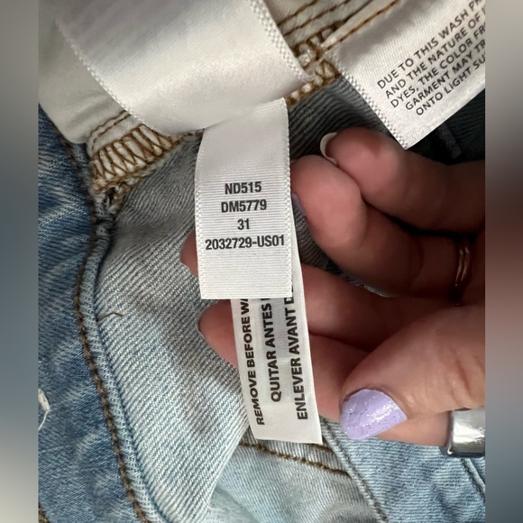 Madewell The Perfect Vintage Straight Jean in Reinhart Wash - Picture 10 of 14